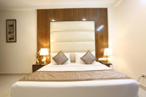 Hotel Earth, New Delhi